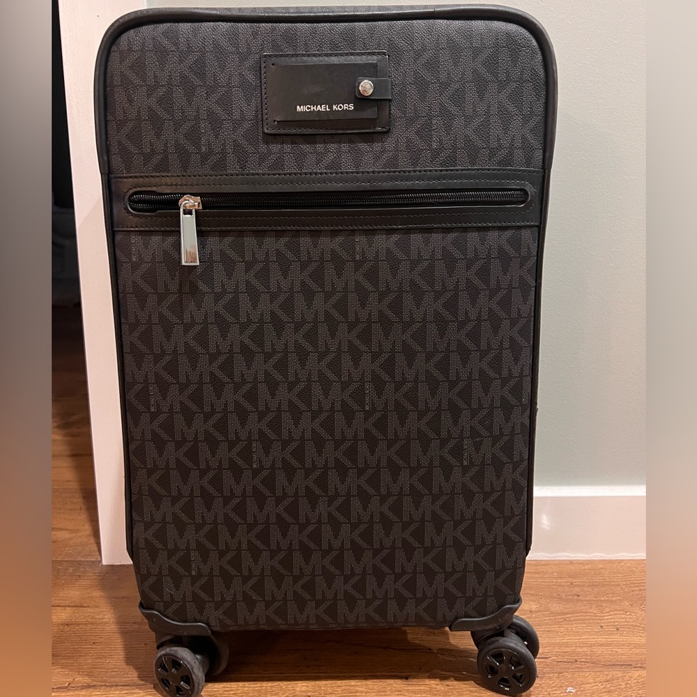 COPY - Michael Kors carryon suitcase